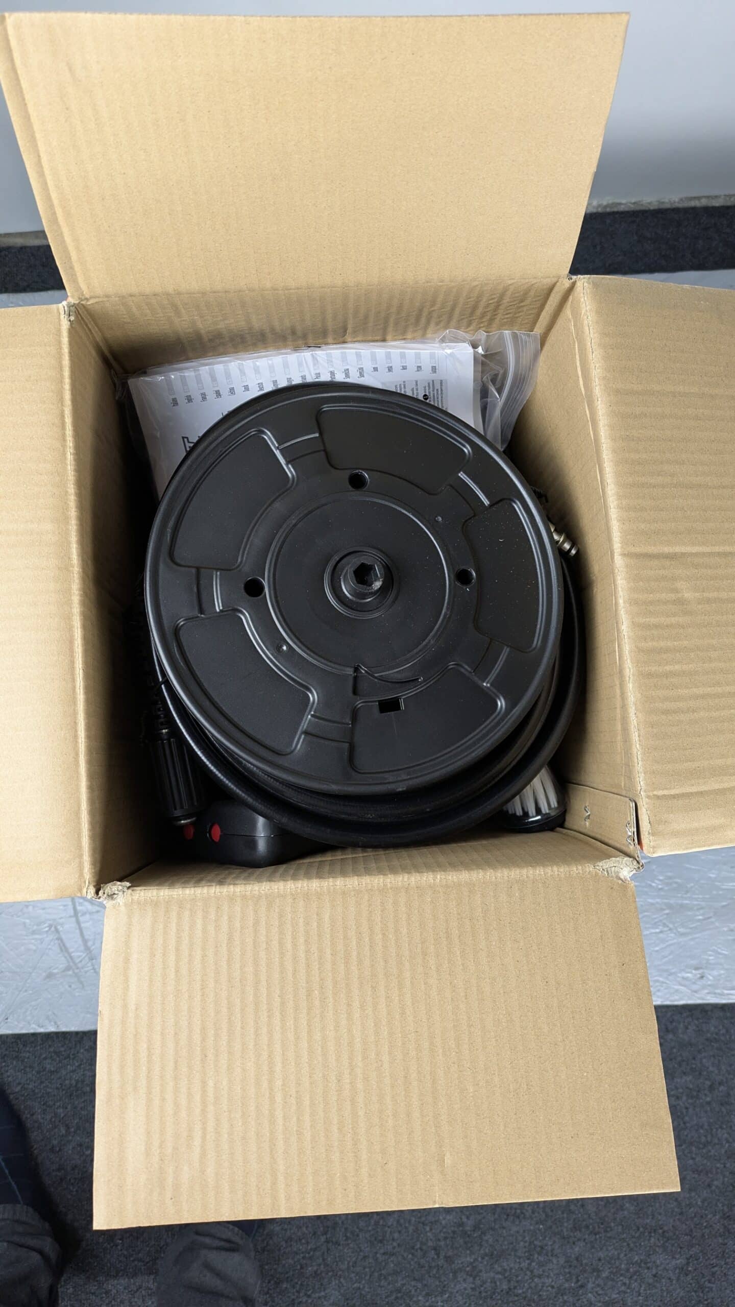 PXL-20260212-090032165